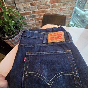 Dark Denim Levis 541